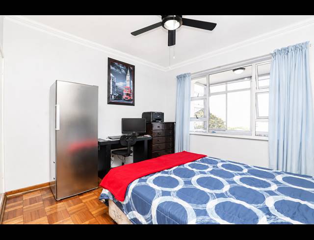 3.5 BEDROOM APARTMENT FOR SALE IN GLENWOOD